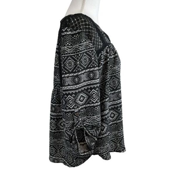 Rewind Women's M Blouse 3/4 Sleeve with Lace Back and Shoulders Boho Style - Picture 3 of 6